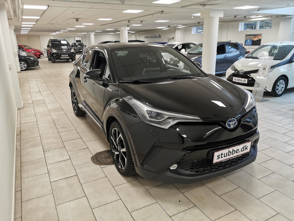 Toyota C-HR 1,8 Hybrid C-LUB Selected CVT 5d