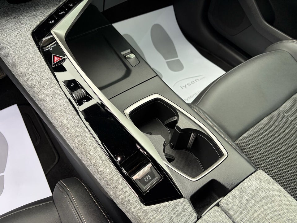 Peugeot e-3008 77 Allure 5d