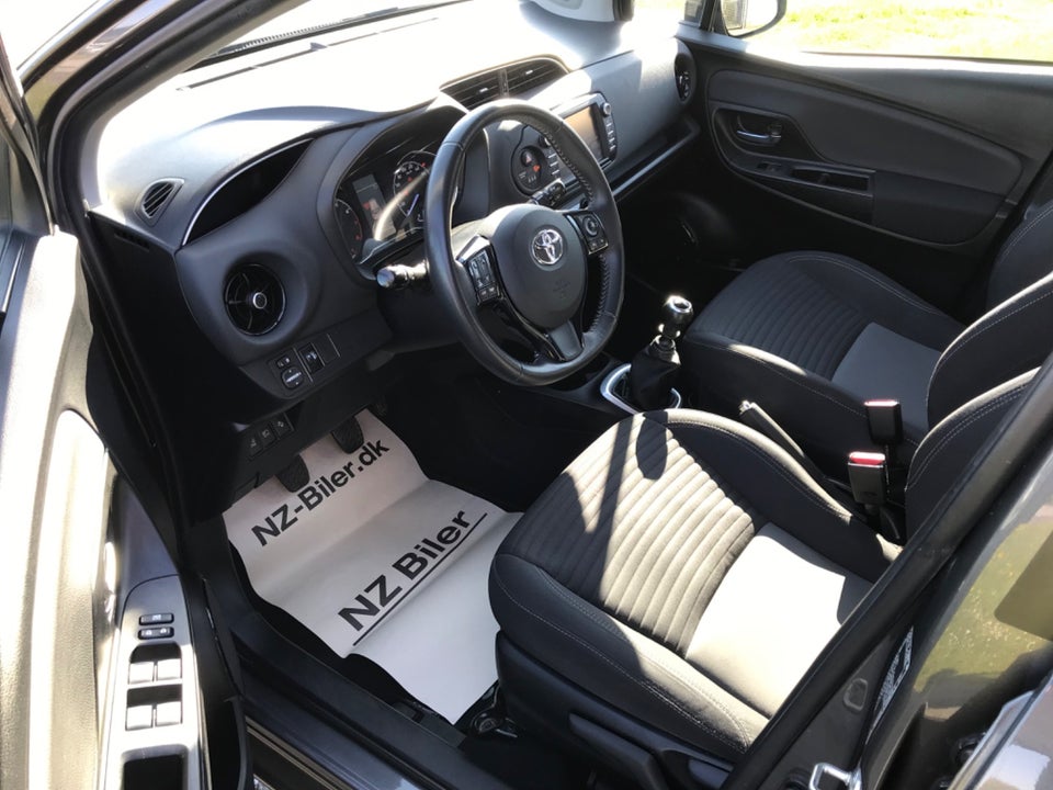 Toyota Yaris 1,5 VVT-i T2 Premium 5d