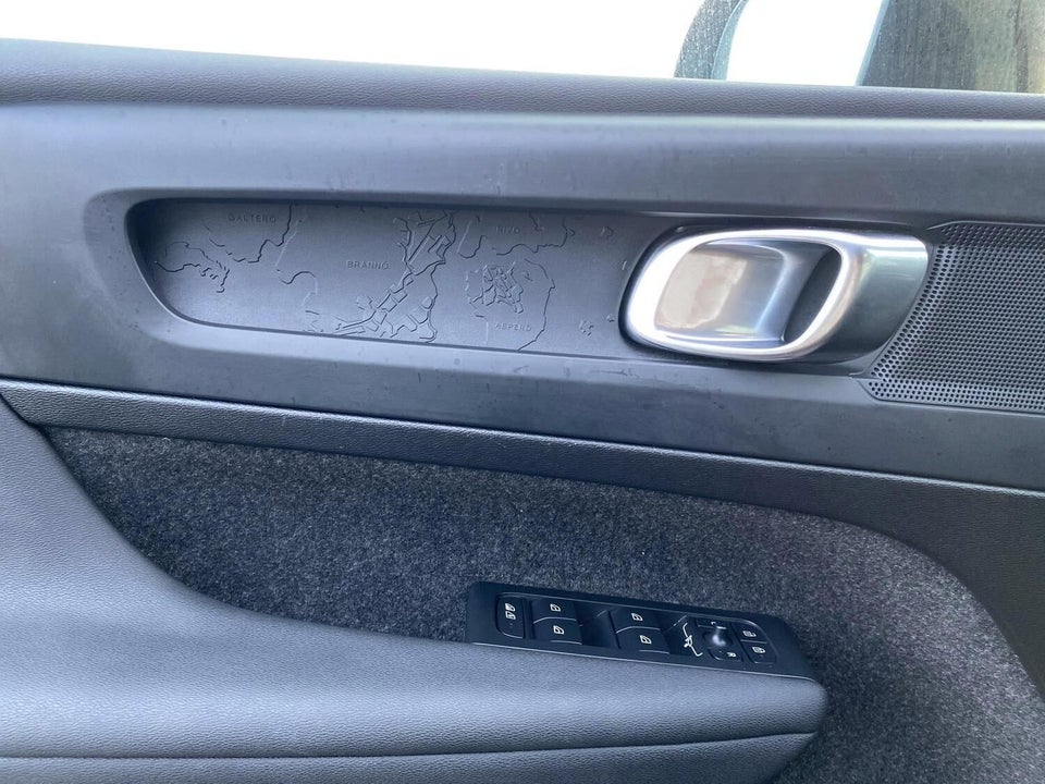 Volvo EX40 Extended Range Core 5d