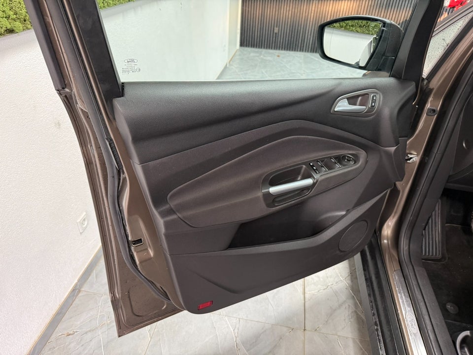 Ford C-MAX 1,0 SCTi 125 Titanium 5d