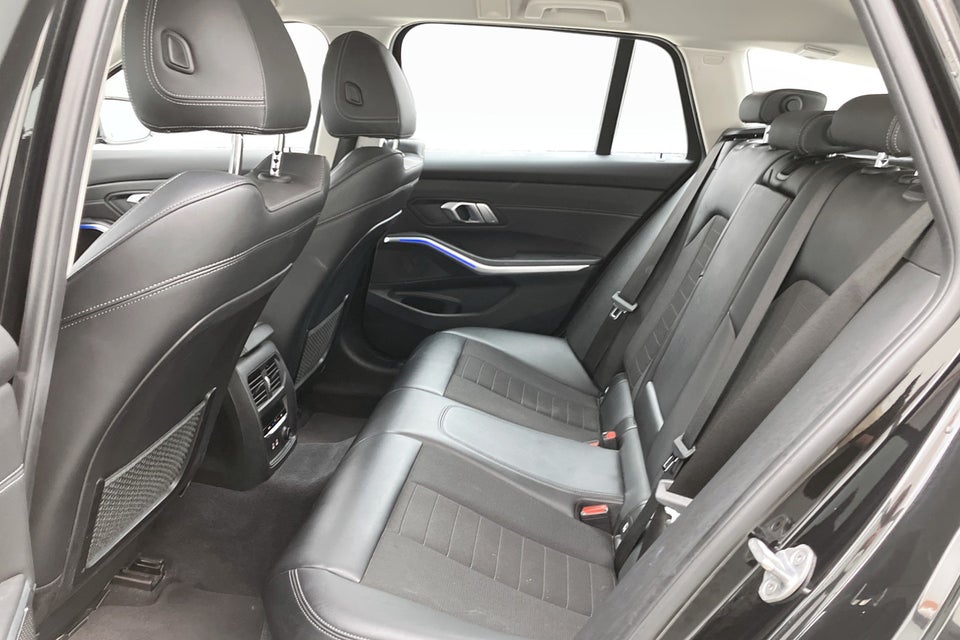 BMW 320i 2,0 Touring Sport Line aut. 5d