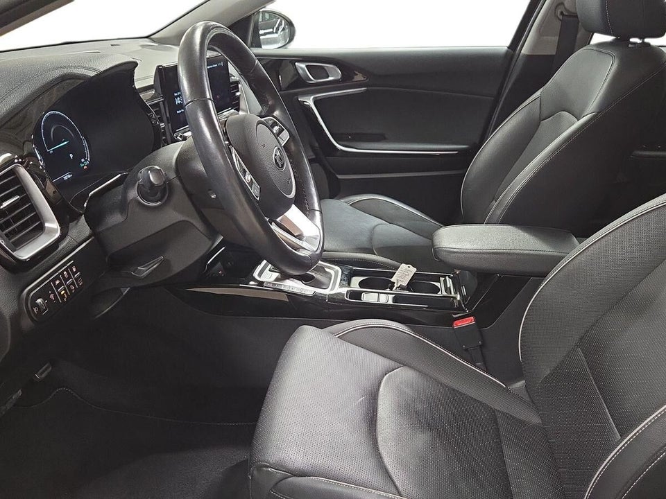 Kia XCeed 1,6 PHEV Upgrade DCT 5d