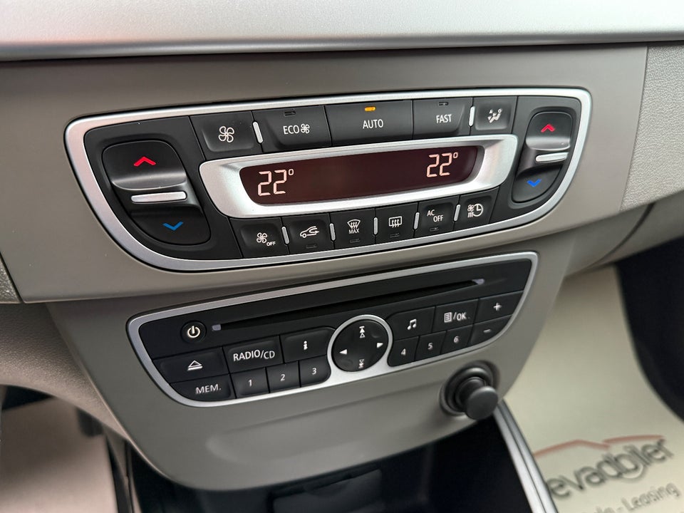 Renault Fluence Z.E. 4d