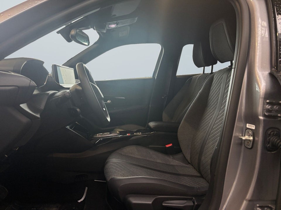 Peugeot e-2008 50 Allure 5d