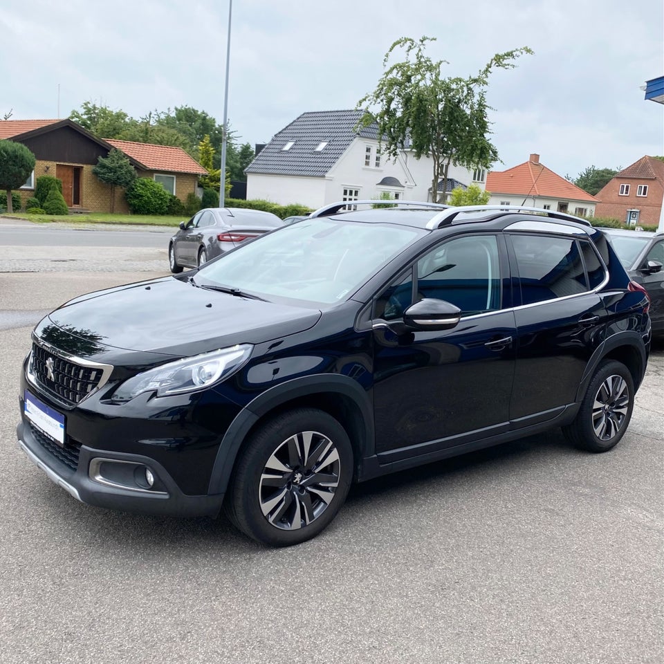 Peugeot 2008 1,6 BlueHDi 100 Allure 5d