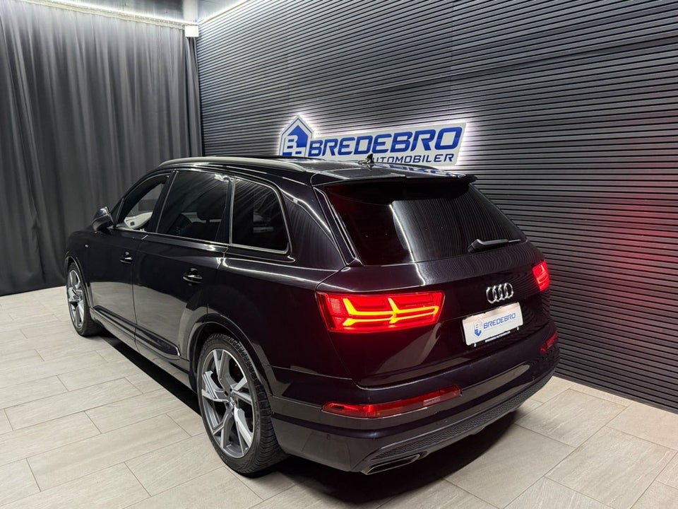 Audi Q7 50 TDi S-line quattro Tiptr. 7prs 5d