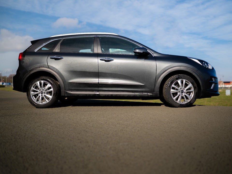 Kia Niro 64 EV Vision 5d