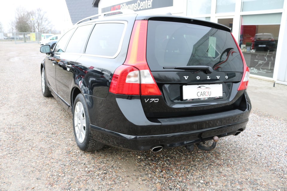 Volvo V70 2,4 D5 205 aut. 5d