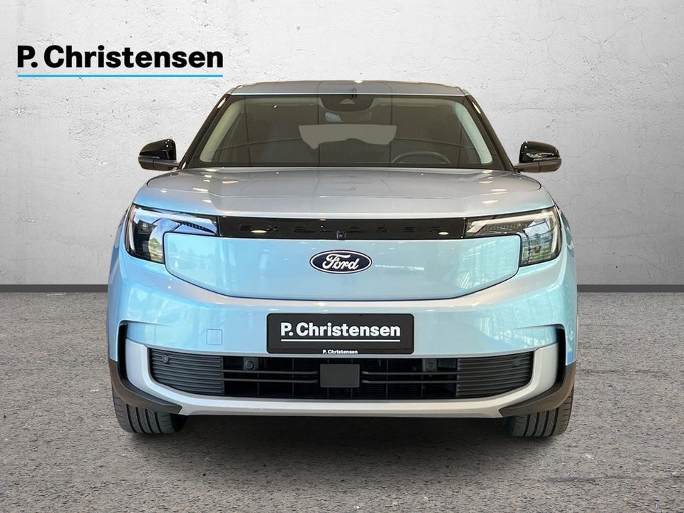 Ford Explorer 82 Premium Extended Range 5d