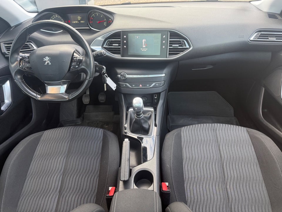 Peugeot 308 1,6 BlueHDi 120 Active SW 5d