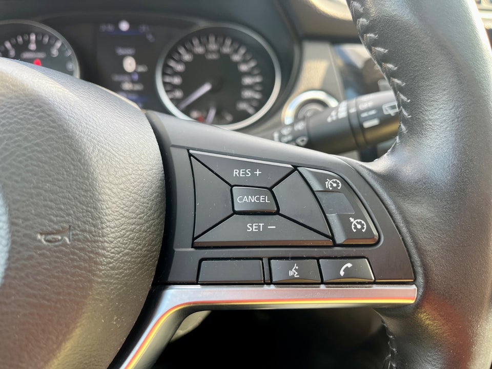 Nissan Qashqai 1,3 Dig-T 160 Tekna 5d