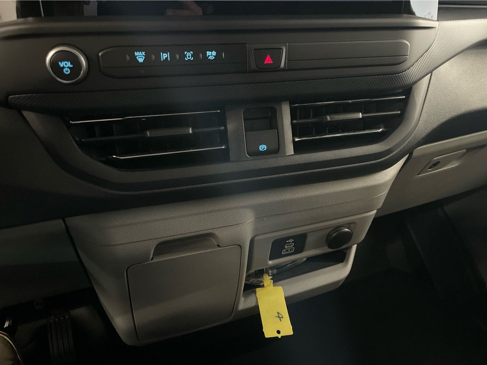 Ford E-Transit Custom 320 L1 71 Limited