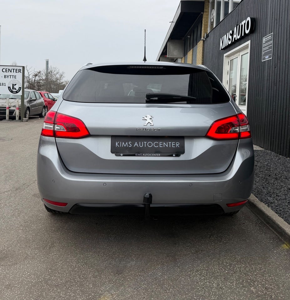 Peugeot 308 1,2 e-THP 130 Active SW 5d
