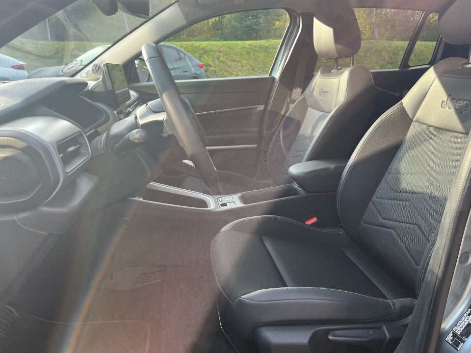 Jeep Avenger 54 Summit 5d