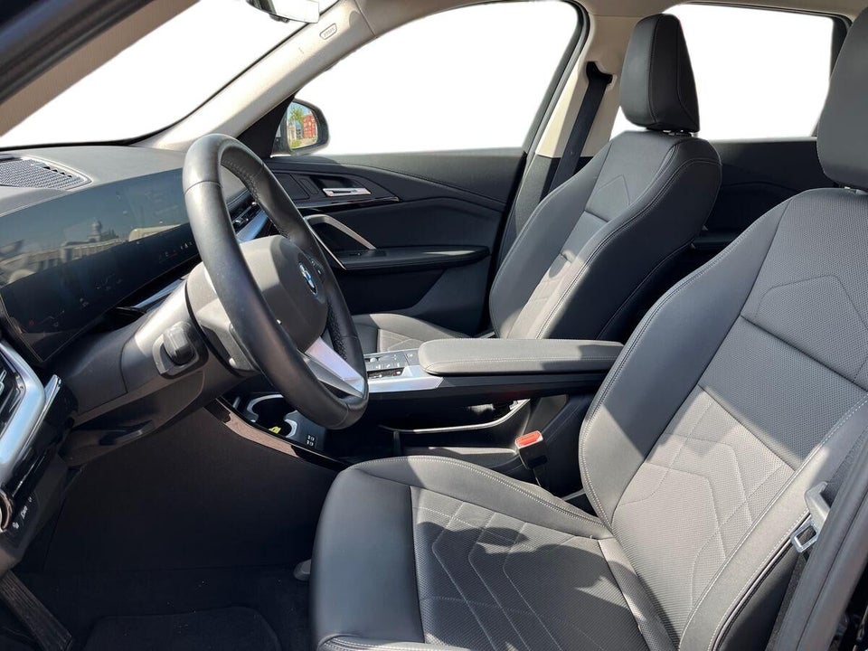 BMW iX1 eDrive20 X-Line 5d