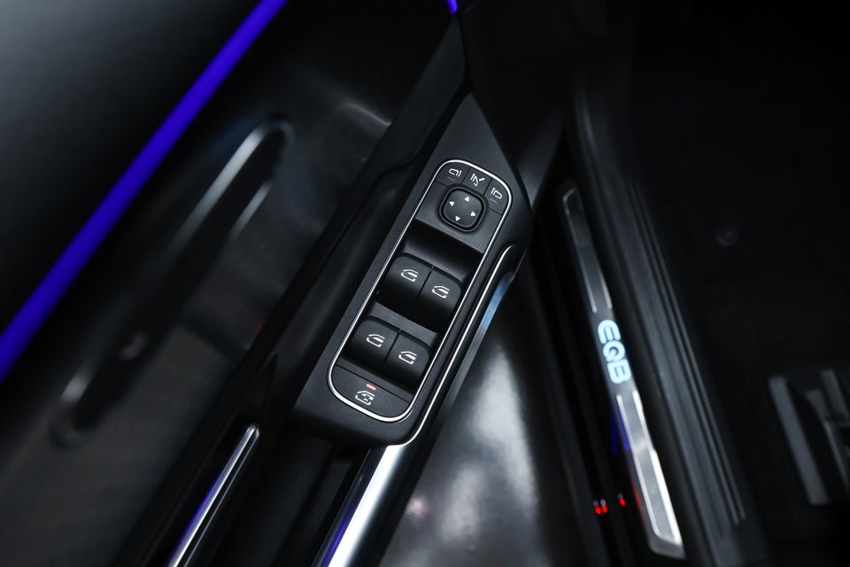 Mercedes EQB250+ AMG Advance 7prs 5d