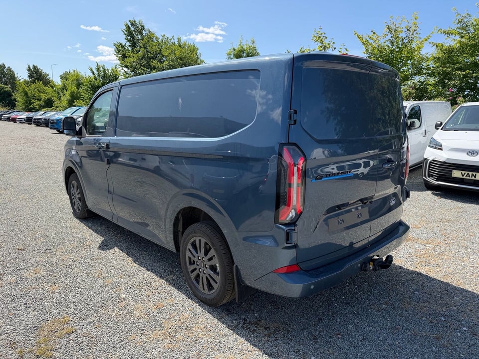 Ford E-Transit Custom 320 L1 71 Limited