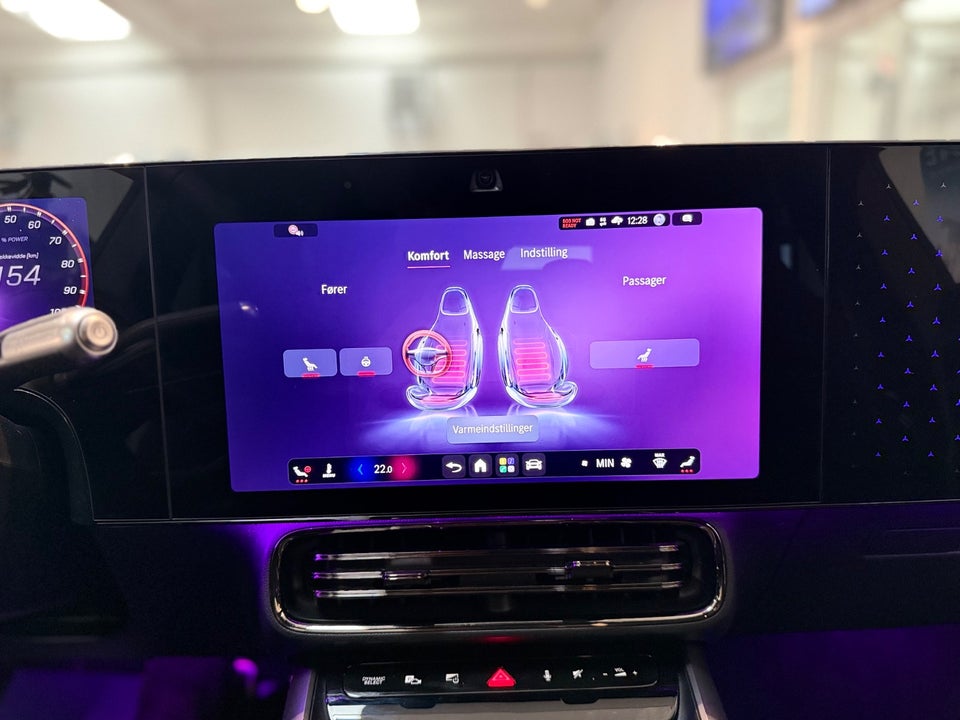 Mercedes CLA250+ electric AMG Line 4d
