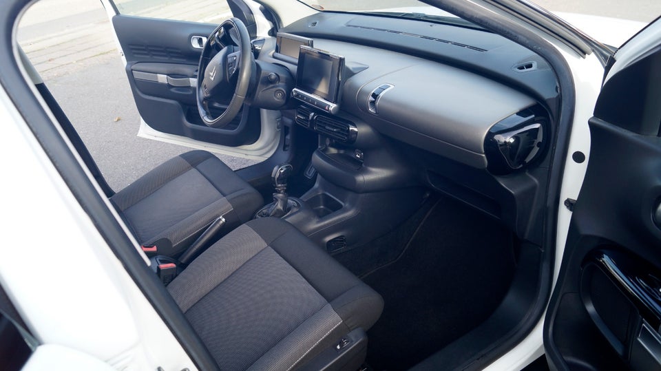 Citroën C4 Cactus 1,6 BlueHDi 100 Feel 5d