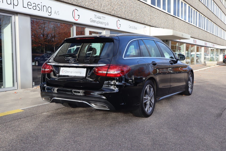 Mercedes C300 2,0 AMG Line stc. aut. 5d