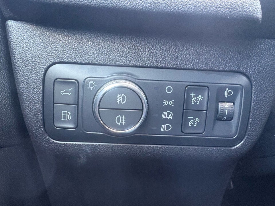 Ford Kuga 2,5 PHEV ST-Line X CVT 5d