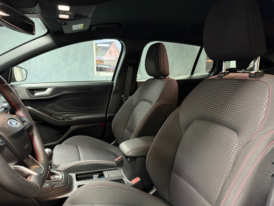 Ford Focus 1,5 EcoBlue ST-Line stc. 5d