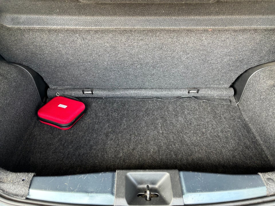 Nissan Micra 1,2 Visia 5d