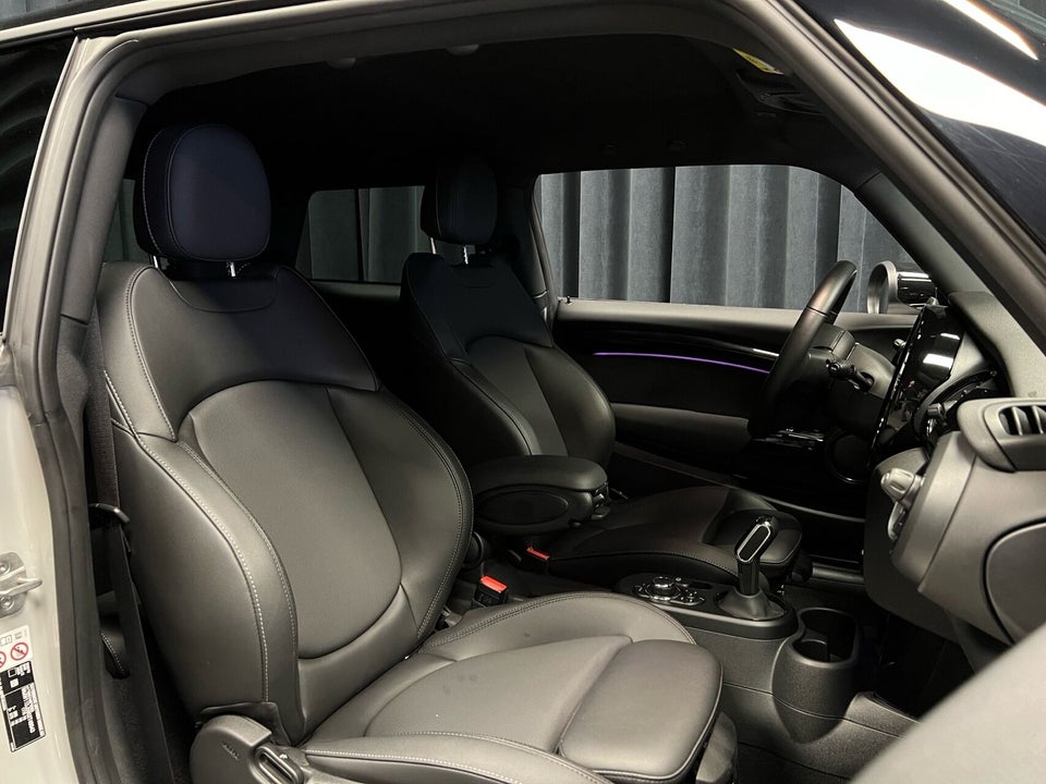 MINI Cooper SE Edition Premium Plus 3d