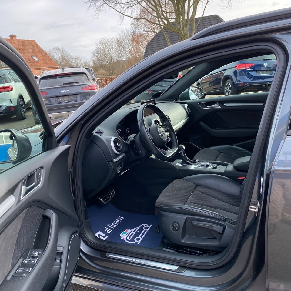 Audi A3 1,4 e-tron S-line Sportback S-tr. 5d