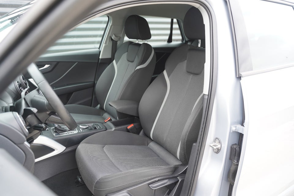 Audi Q2 35 TFSi Sport Prestige Select S-tr. 5d