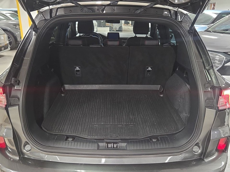 Ford Kuga 2,5 PHEV ST-Line X CVT 5d