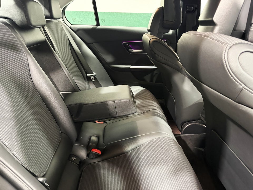 Mercedes C300 e 2,0 Avantgarde aut. 4d
