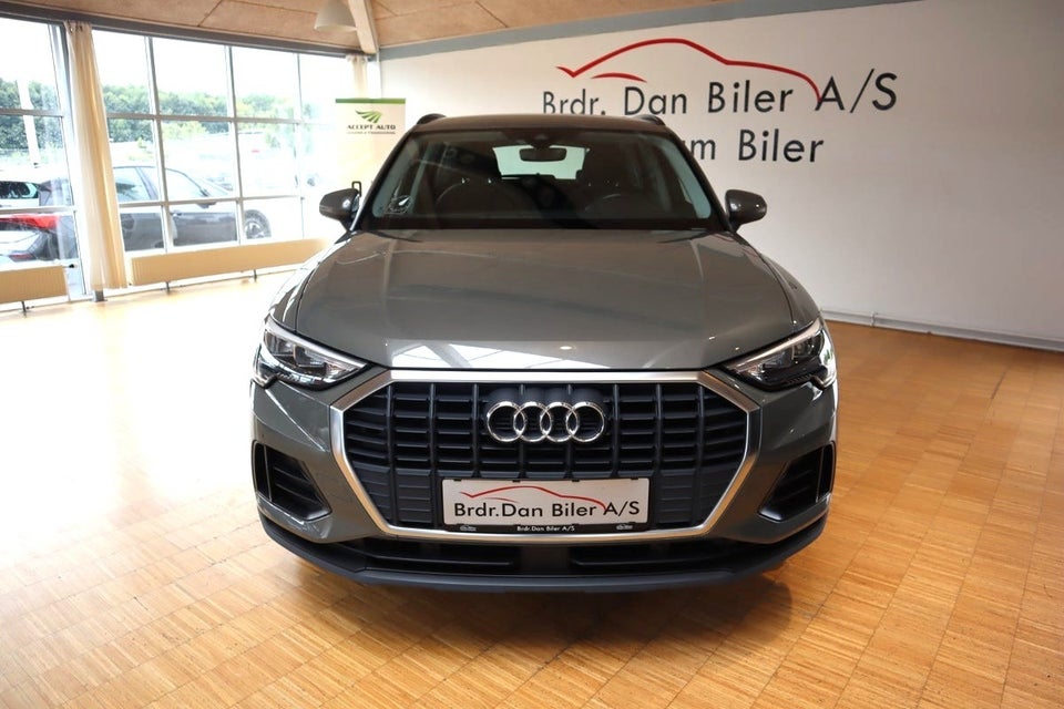 Audi Q3 35 TFSi Advanced Prestige S-tr. 5d