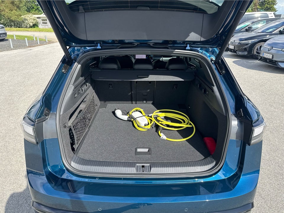 VW ID.7 77 Style Tourer 5d