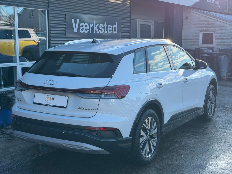 Audi Q4 e-tron 40 Advanced 5d