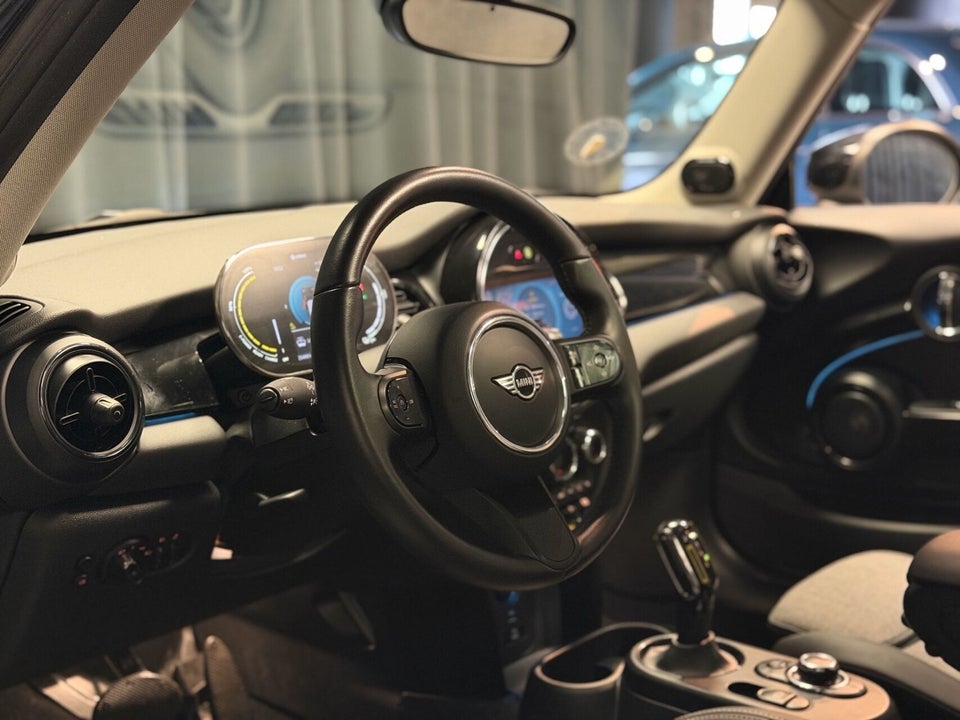 MINI Cooper SE Edition Premium Plus 3d