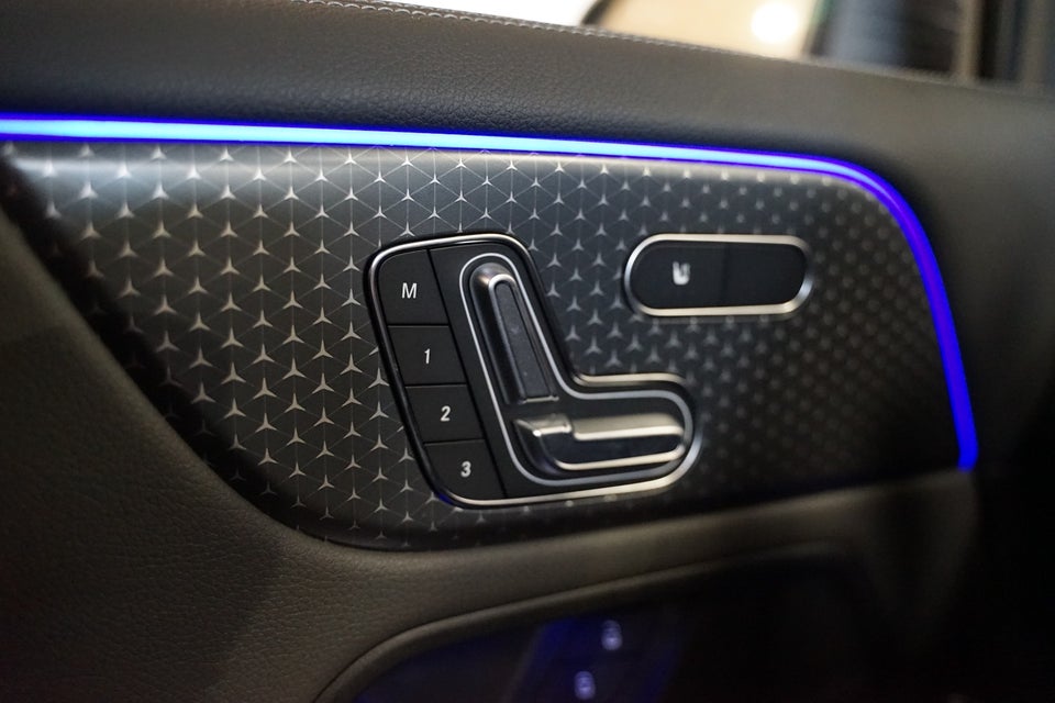 Mercedes EQA300 Electric Art 4Matic 5d