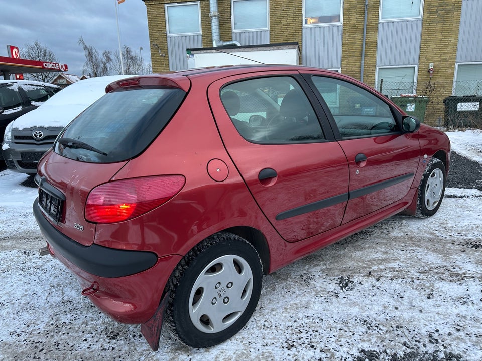 Peugeot 206 1,4 XR 5d