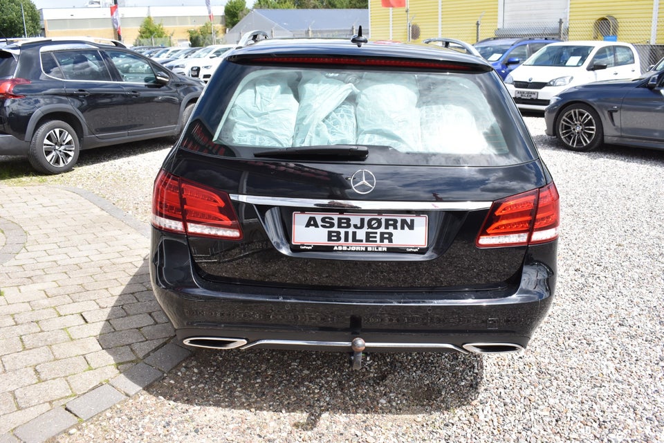 Mercedes E220 2,2 CDi Avantgarde stc. aut. 5d