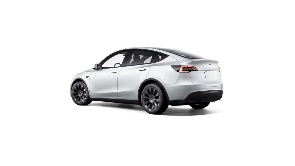 Tesla Model Y Long Range AWD 5d