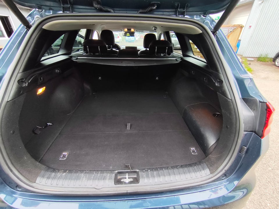 Kia Ceed 1,6 PHEV Upgrade Intro SW DCT 5d