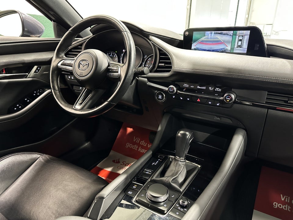 Mazda 3 2,0 SkyActiv-G 122 Cosmo aut. 5d