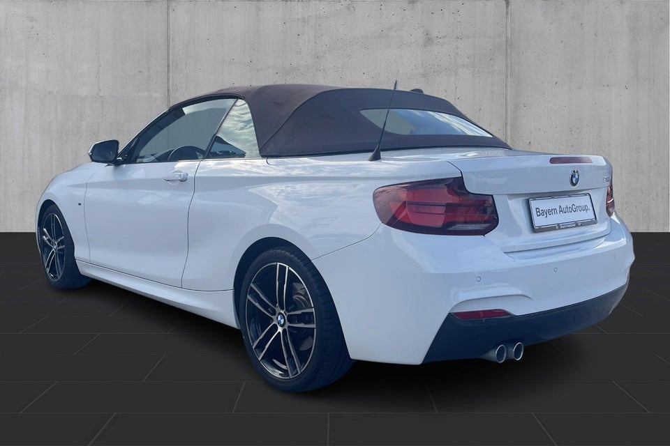 BMW 220i 2,0 Cabriolet M-Sport aut. 2d