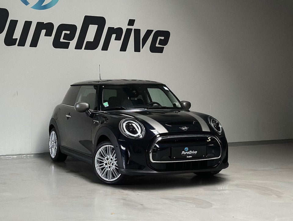 MINI Cooper SE Classic Trim 3d