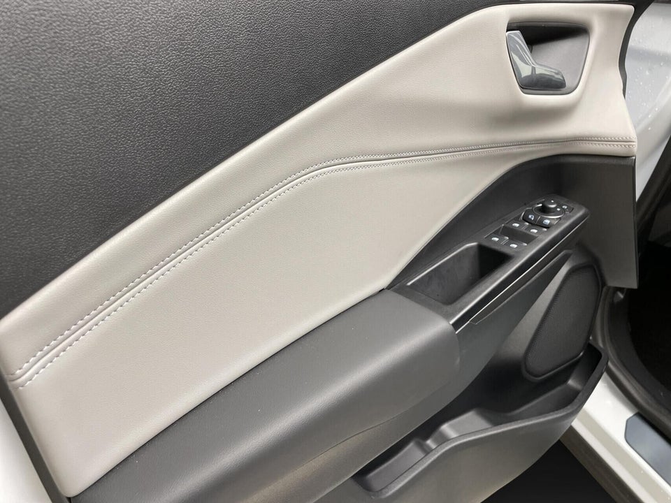 Ford Puma 46 Gen-E Premium 5d