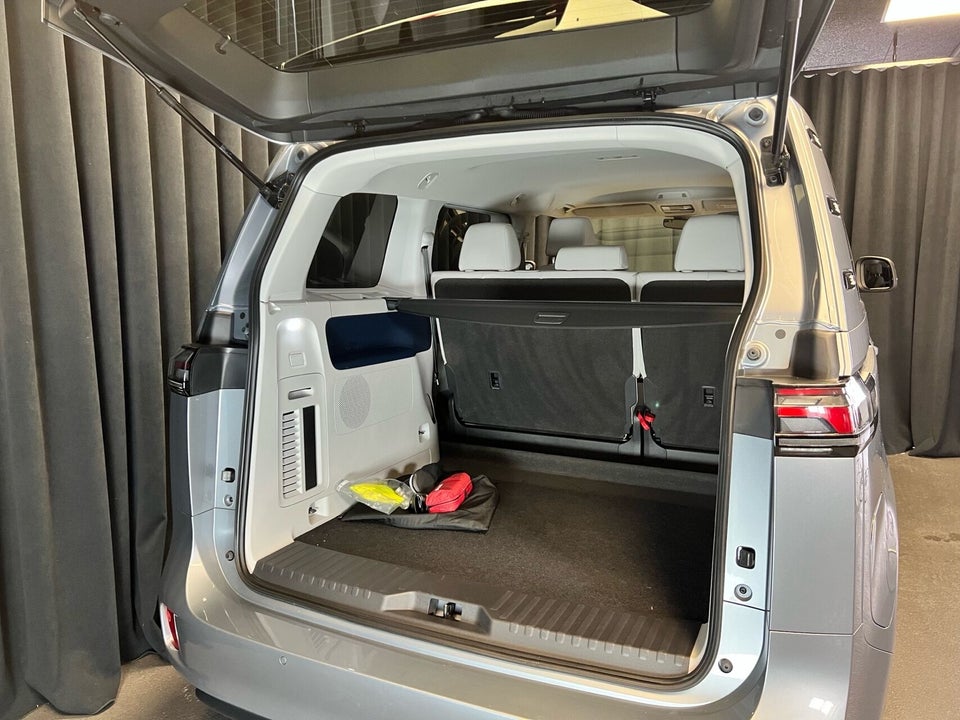 VW ID.Buzz 77 Pro SWB 5d