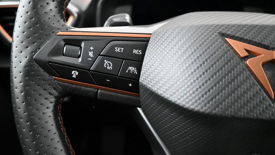 Cupra Formentor 1,4 eHybrid DSG 5d