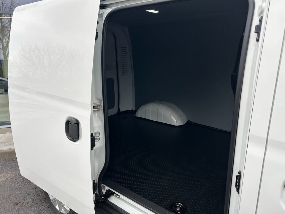 Maxus e-Deliver 3 50 Cargo Van SWB