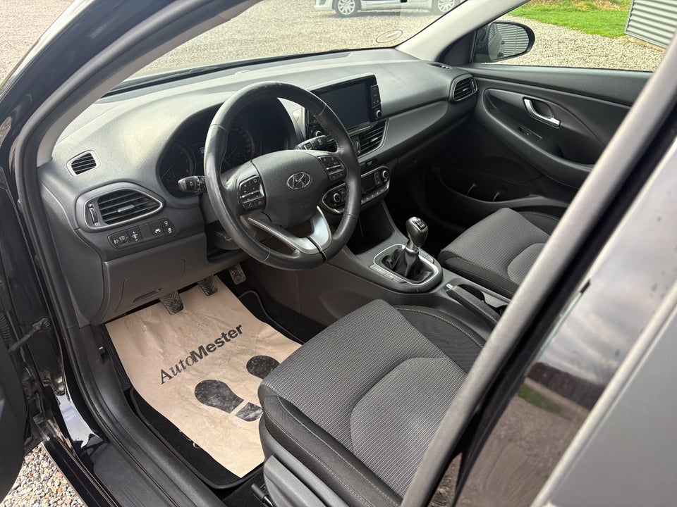 Hyundai i30 1,0 T-GDi Life Komfort stc. 5d